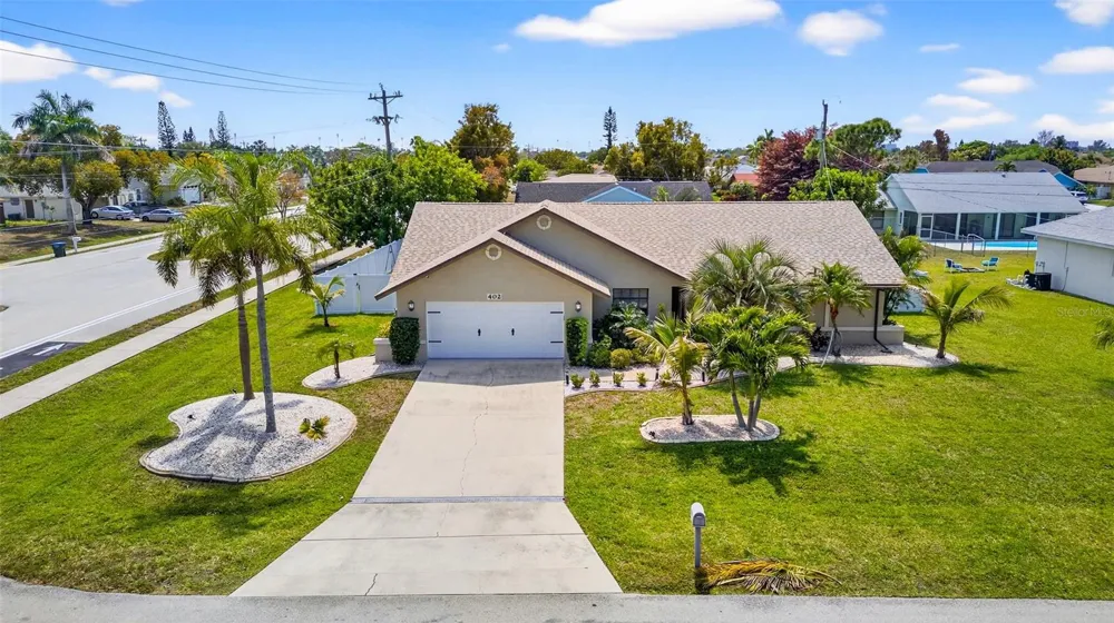 402 SW 37TH LANE Cape Coral, FL 33914