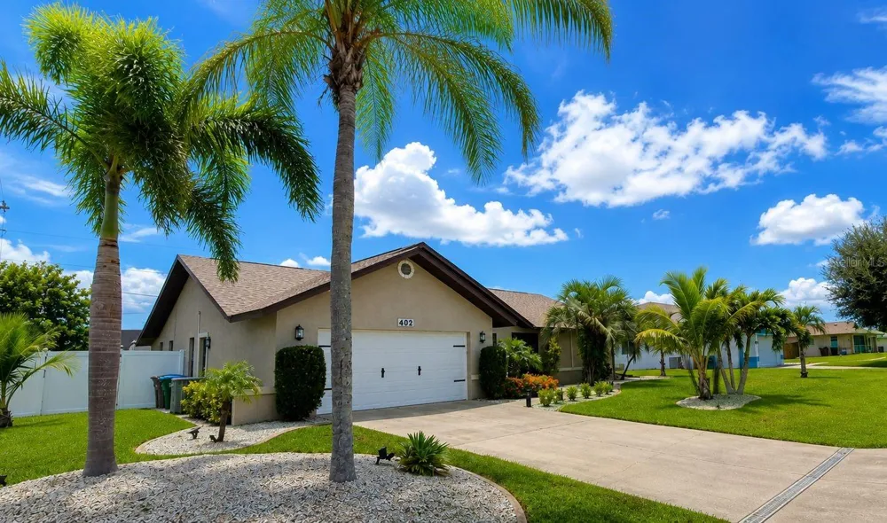 402 SW 37TH LANE Cape Coral, FL 33914