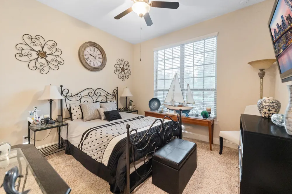 1026 Pleasant Pines Lane Pinehurst, TX 77362