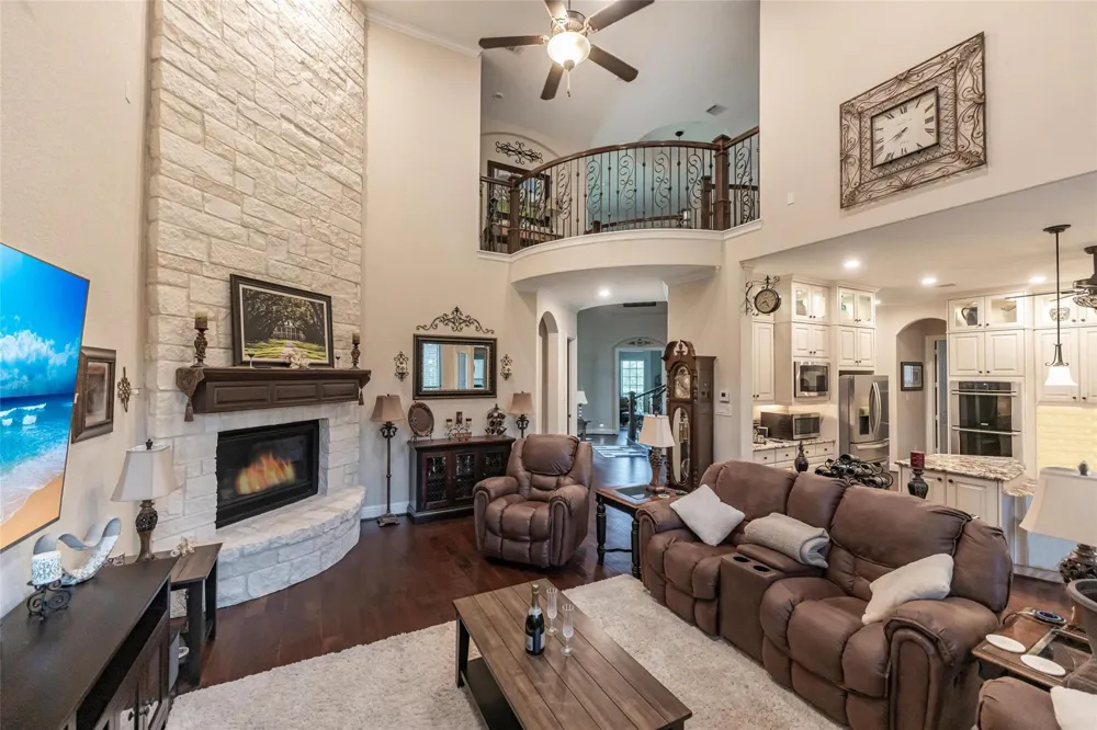 1026 Pleasant Pines Lane Pinehurst, TX 77362