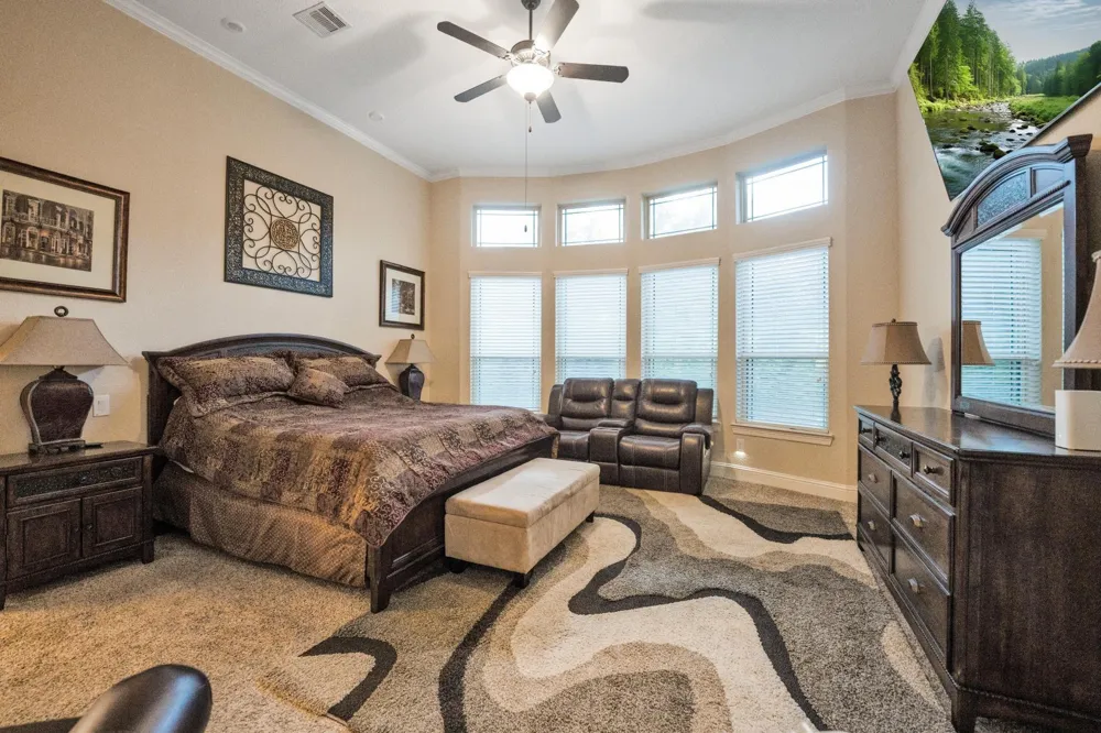 1026 Pleasant Pines Lane Pinehurst, TX 77362