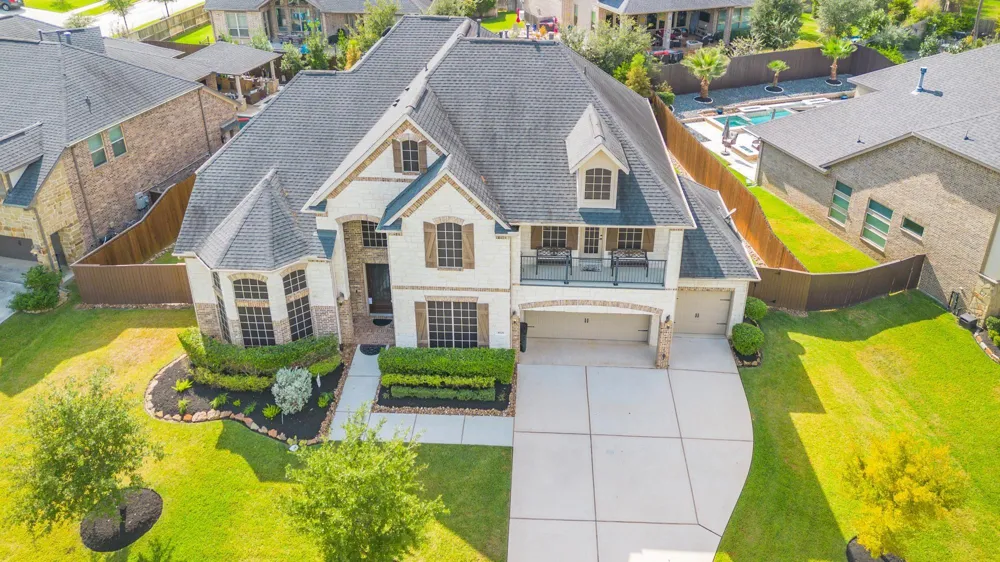 1026 Pleasant Pines Lane Pinehurst, TX 77362