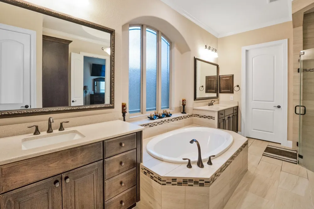1026 Pleasant Pines Lane Pinehurst, TX 77362