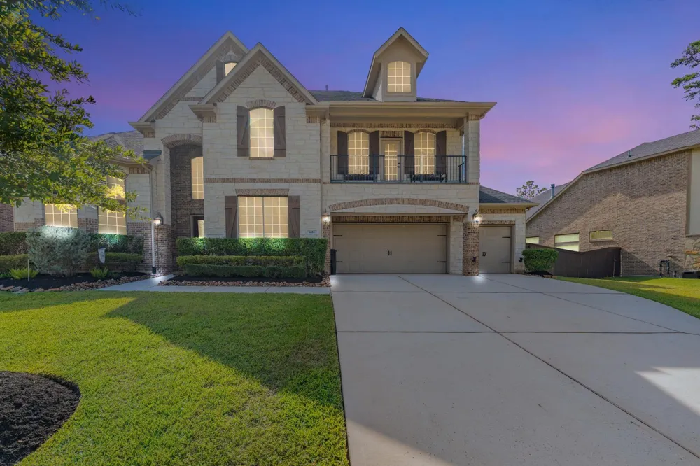 1026 Pleasant Pines Lane Pinehurst, TX 77362