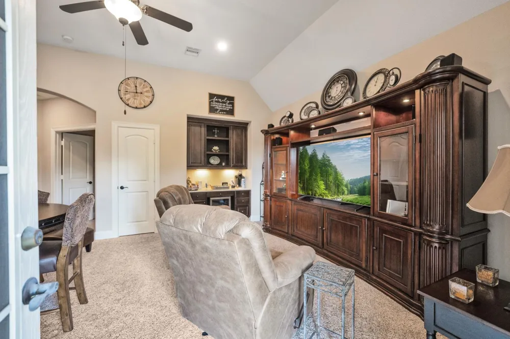 1026 Pleasant Pines Lane Pinehurst, TX 77362