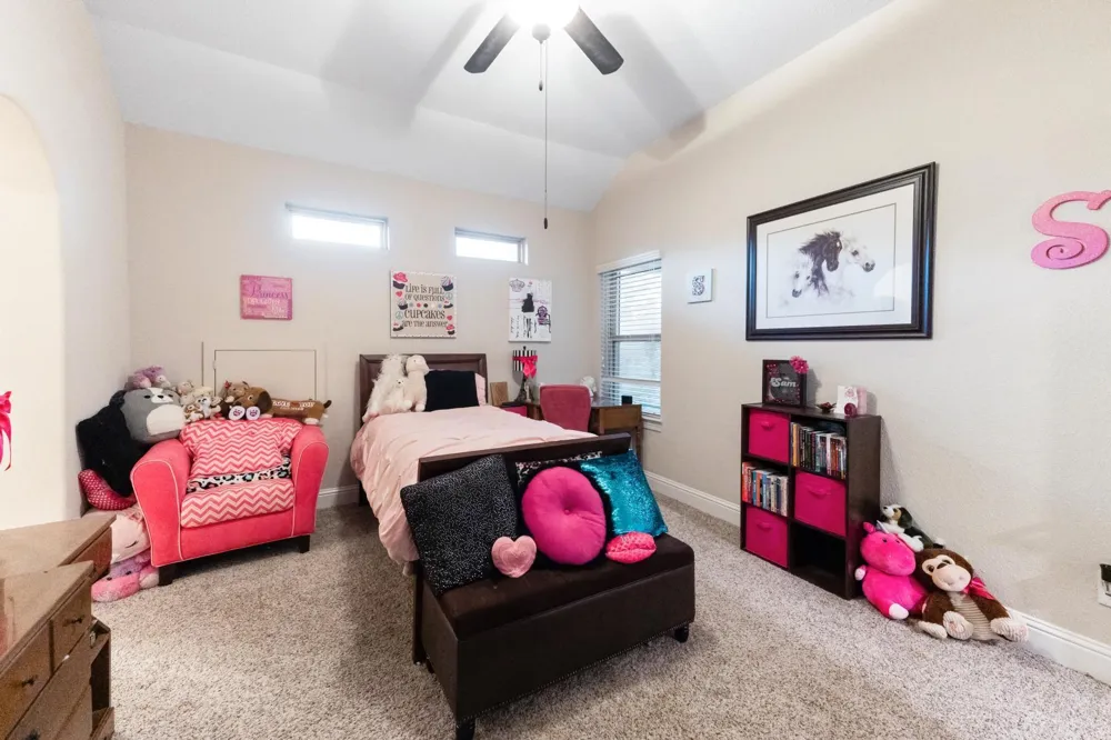 1026 Pleasant Pines Lane Pinehurst, TX 77362
