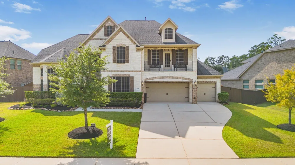 1026 Pleasant Pines Lane Pinehurst, TX 77362