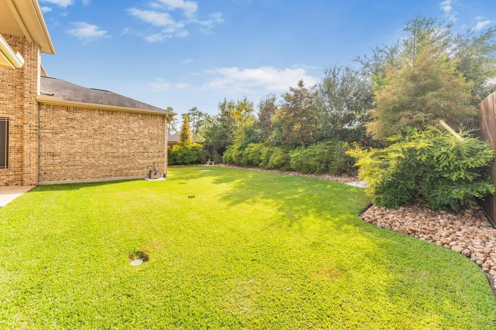 1026 Pleasant Pines Lane Pinehurst, TX 77362