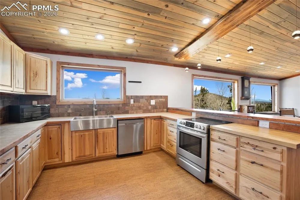 2747 County Road 61 Cripple Creek, CO 80813