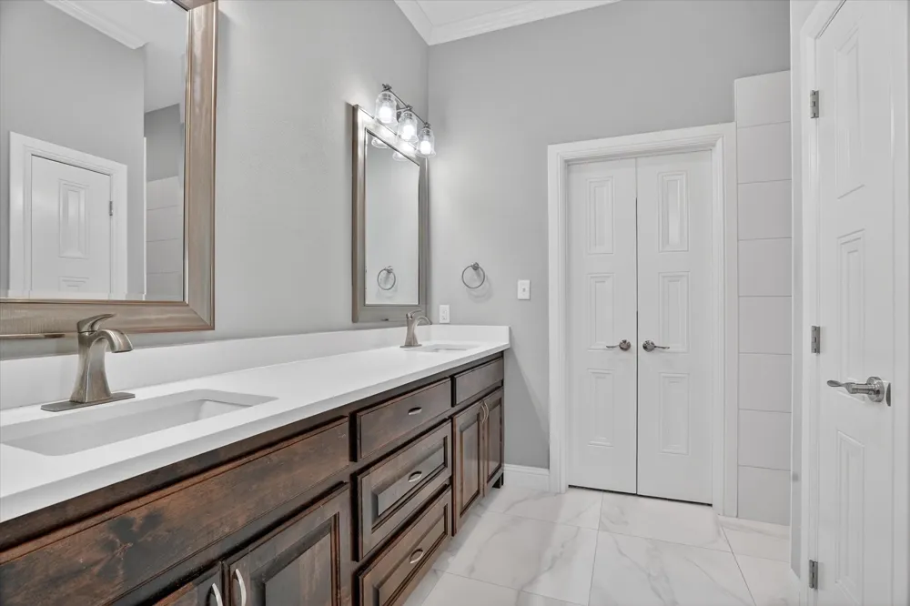 114 Esther Court Millsap, TX 76066