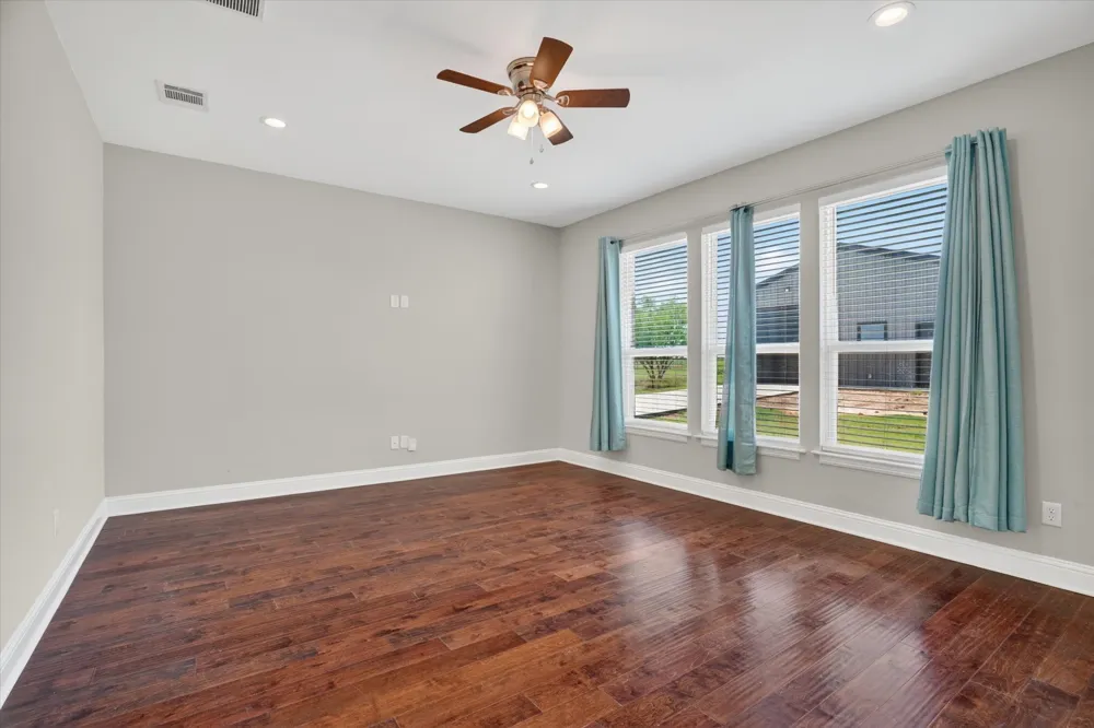 114 Esther Court Millsap, TX 76066