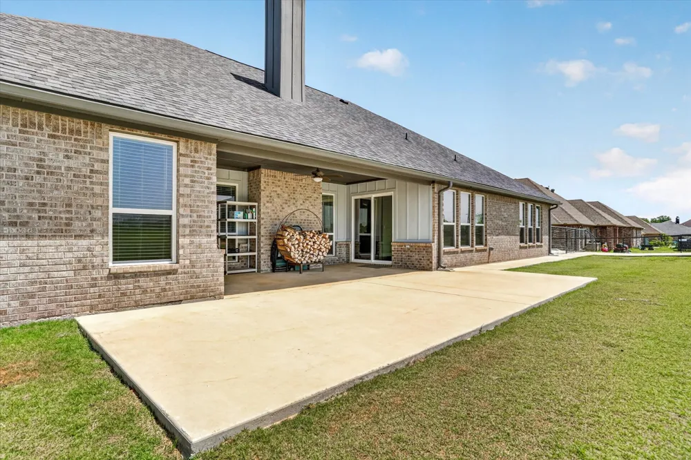114 Esther Court Millsap, TX 76066