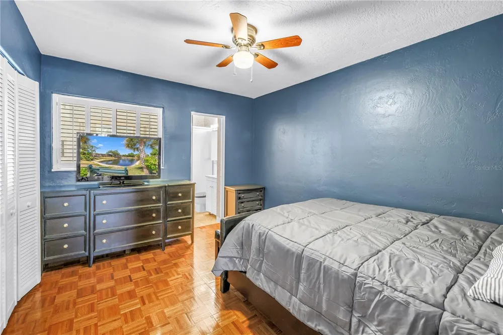 4143 56TH STREET #1006 Kenneth City, FL 33709