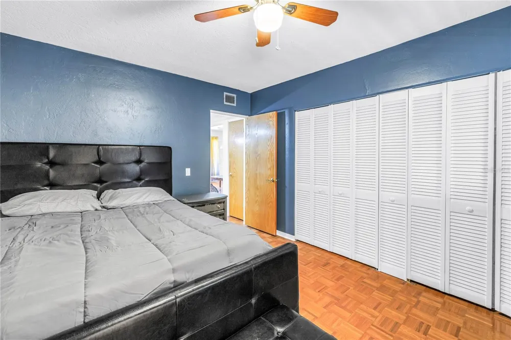 4143 56TH STREET #1006 Kenneth City, FL 33709