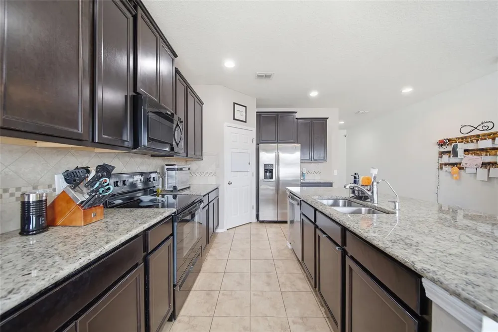 15476 STONE HOUSE DRIVE Brooksville, FL 34604
