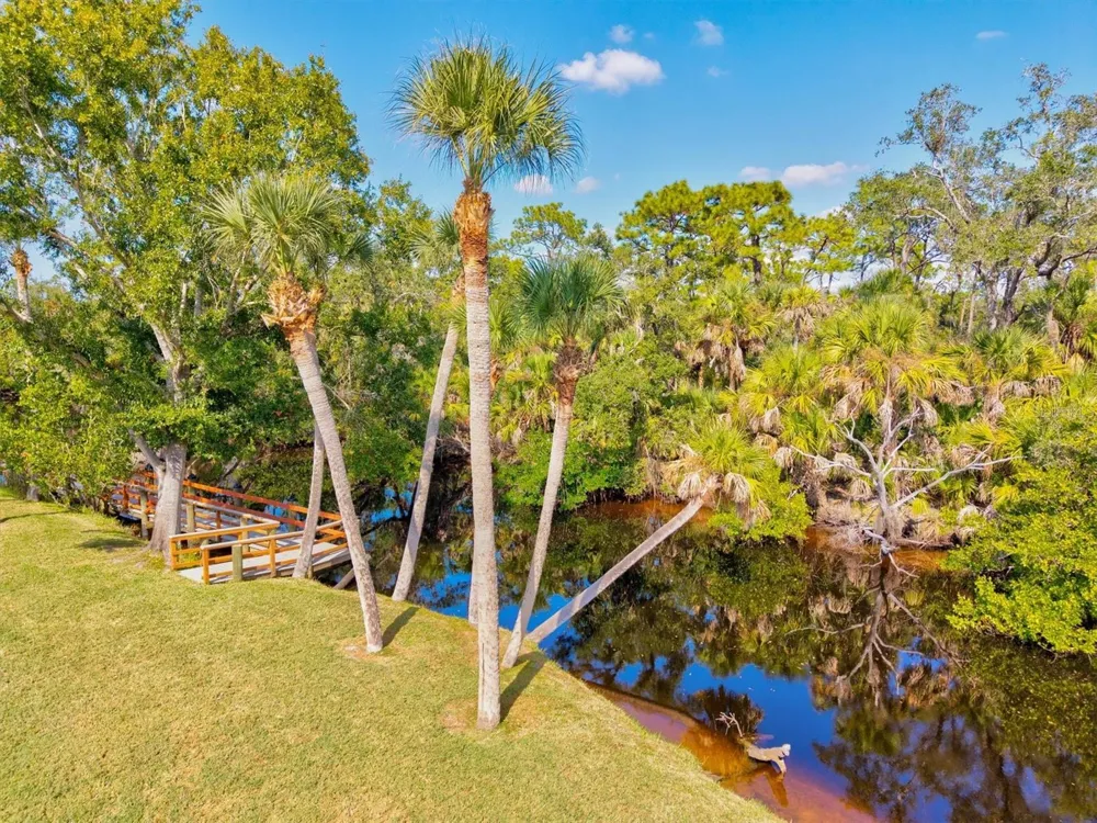 404 PINEBROOK CRESCENT #4 Venice, FL 34285