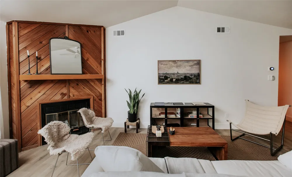 11210 Hidden Bluff Drive Austin, TX 78754