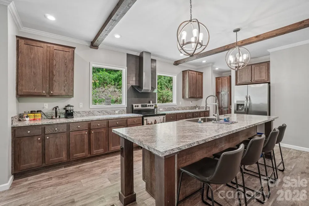 590 Willow Lane Marshall, NC 28753