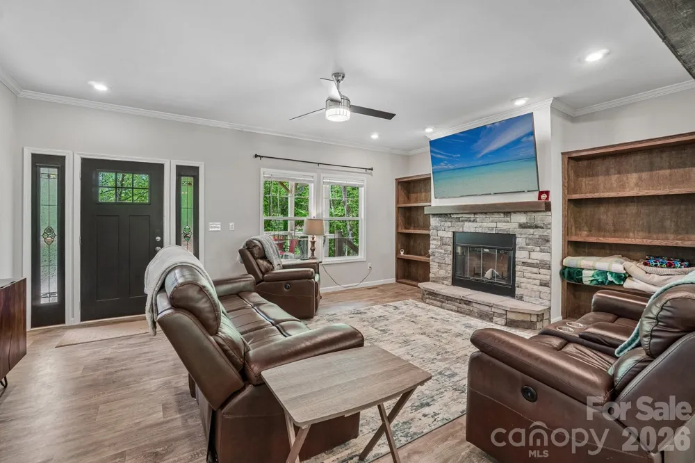 590 Willow Lane Marshall, NC 28753
