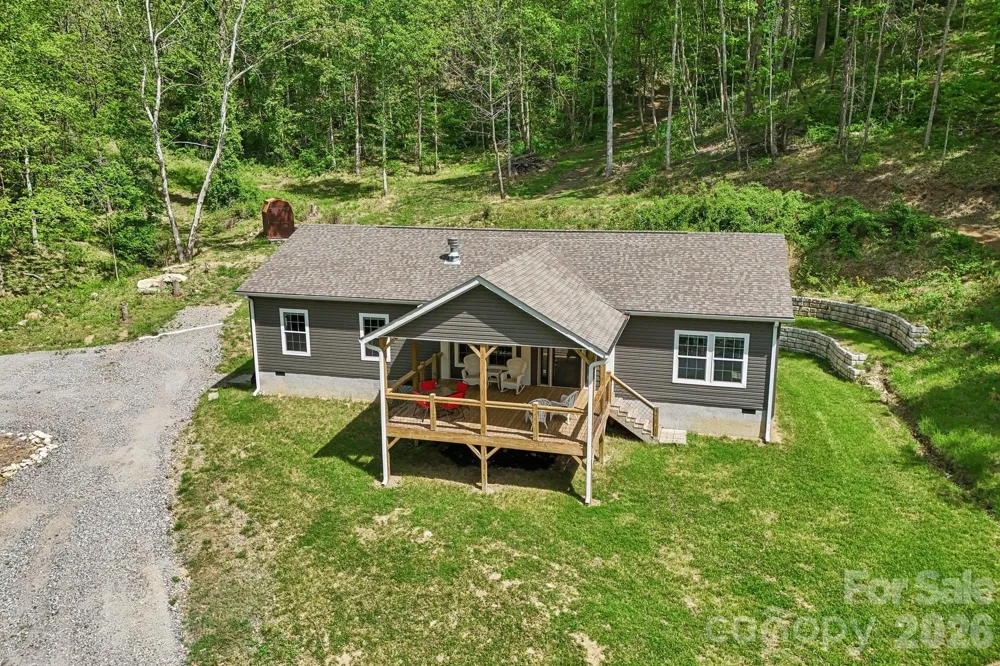 590 Willow Lane Marshall, NC 28753