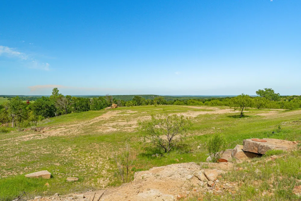 467 Weatherby Way Santo, TX 76472