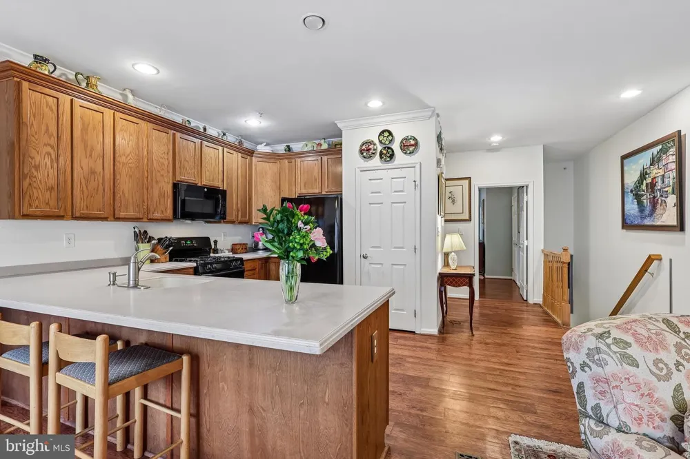 340 LISA WAY Riverton, NJ 08077
