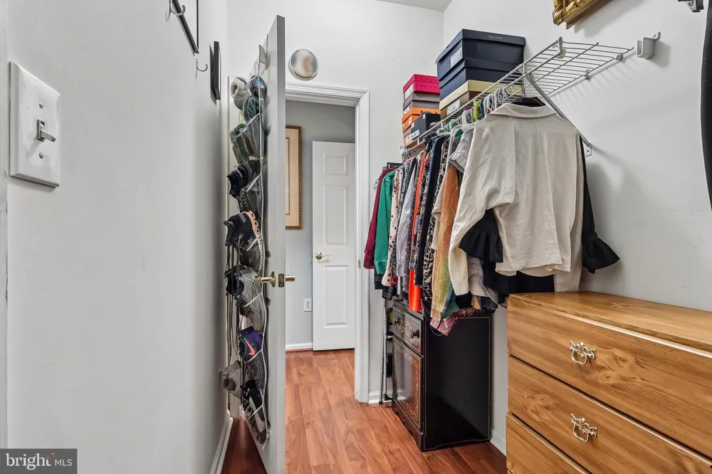 340 LISA WAY Riverton, NJ 08077