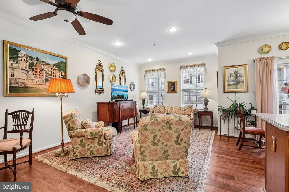 340 LISA WAY Riverton, NJ 08077