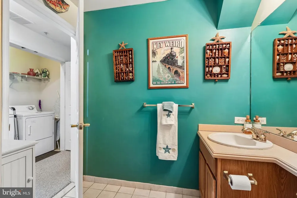 340 LISA WAY Riverton, NJ 08077