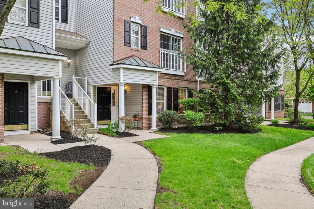 340 LISA WAY Riverton, NJ 08077