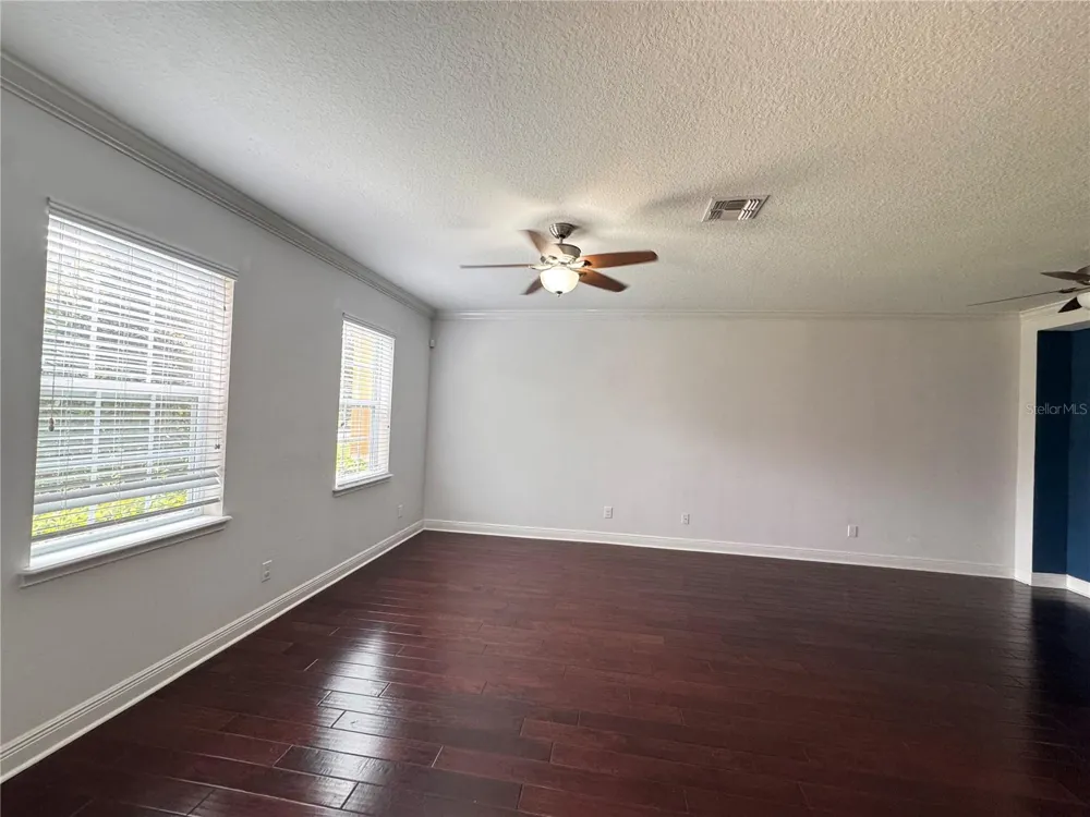 5335 FACTORS WALK DRIVE Sanford, FL 32771