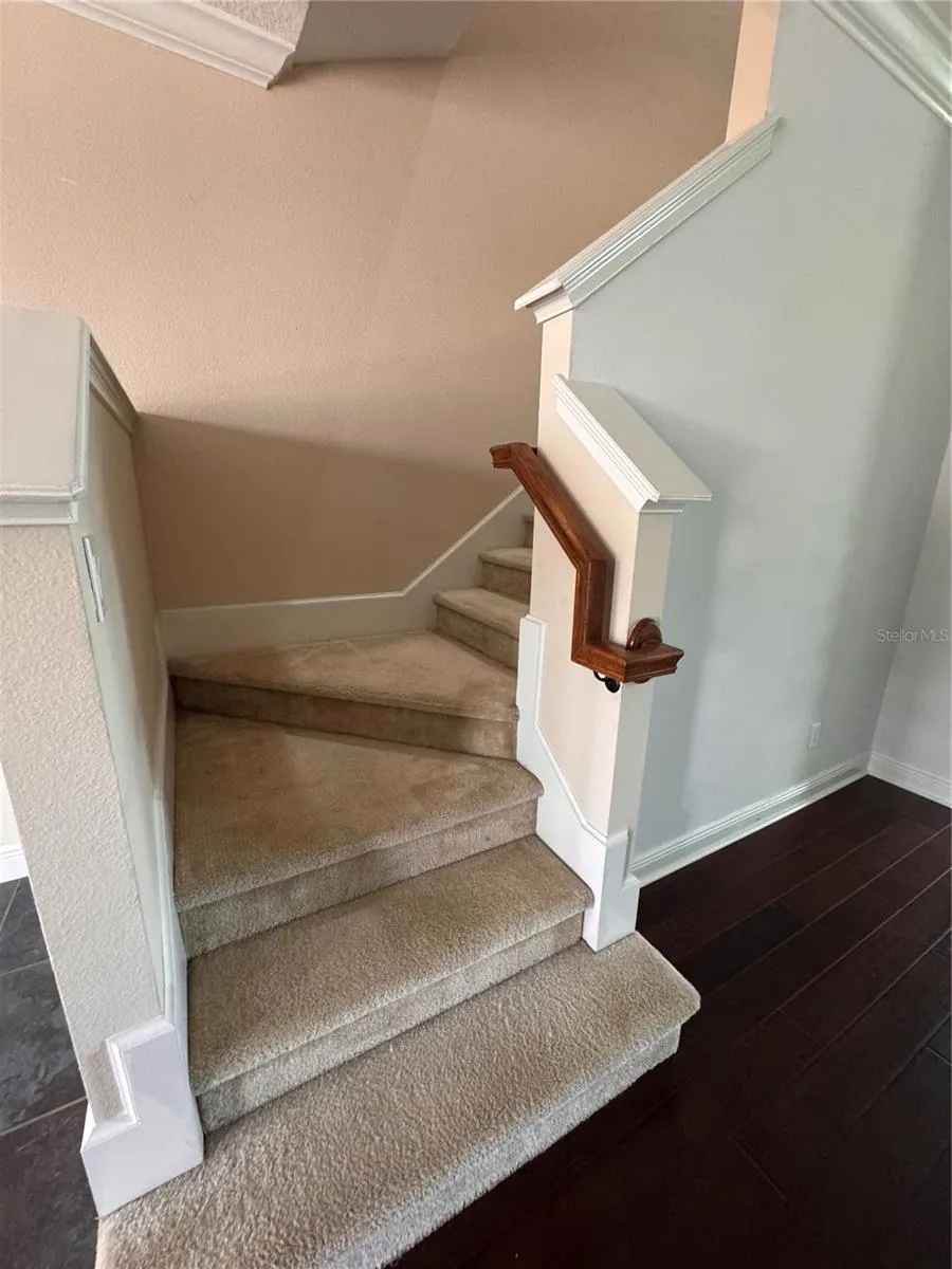 5335 FACTORS WALK DRIVE Sanford, FL 32771