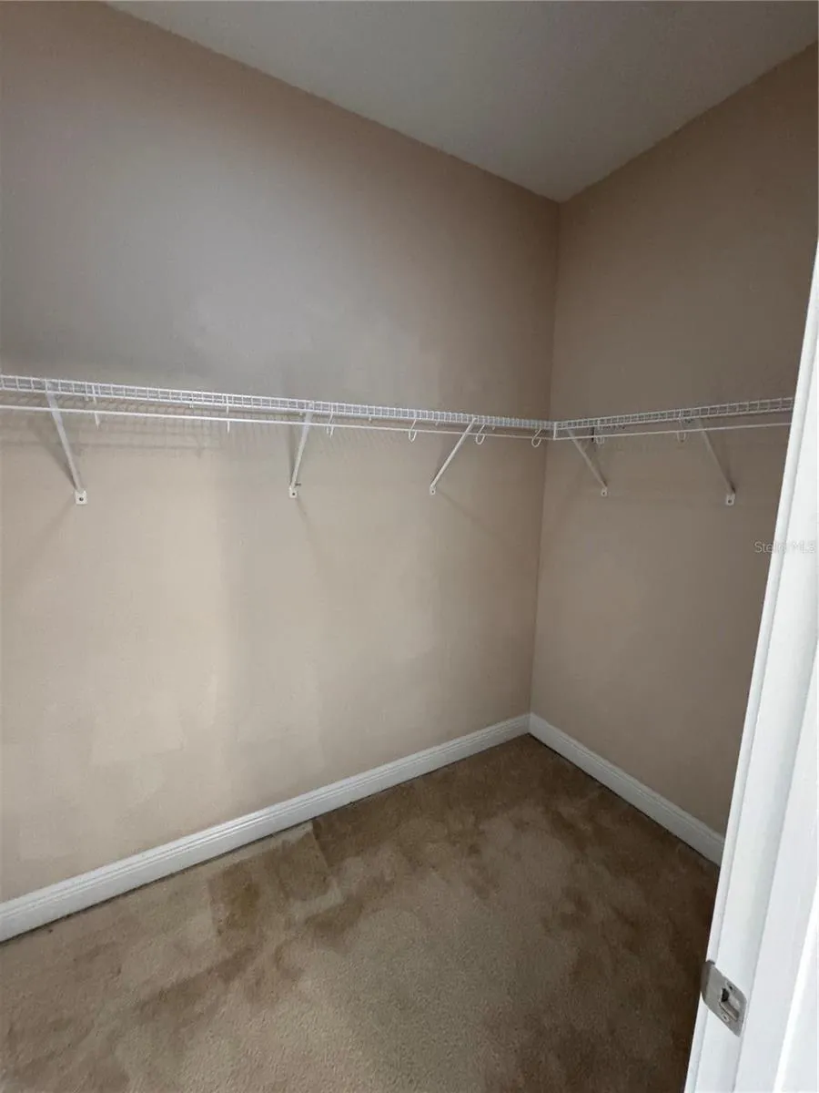 5335 FACTORS WALK DRIVE Sanford, FL 32771