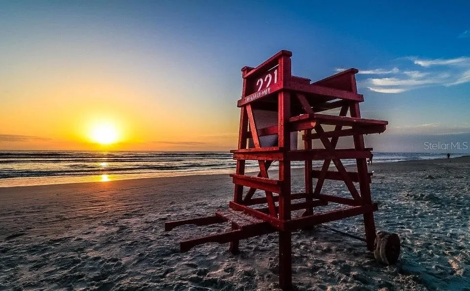 339 MANHATTAN AVENUE Daytona Beach, FL 32118
