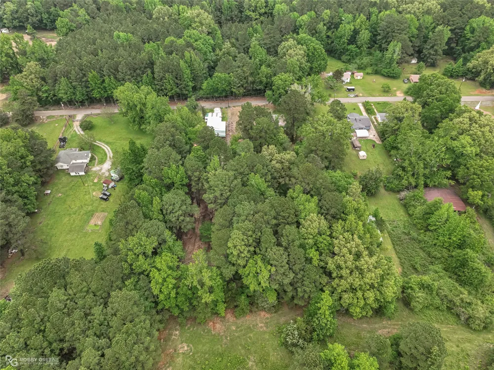 143 New Bethel Booker Road Benton, LA 71006