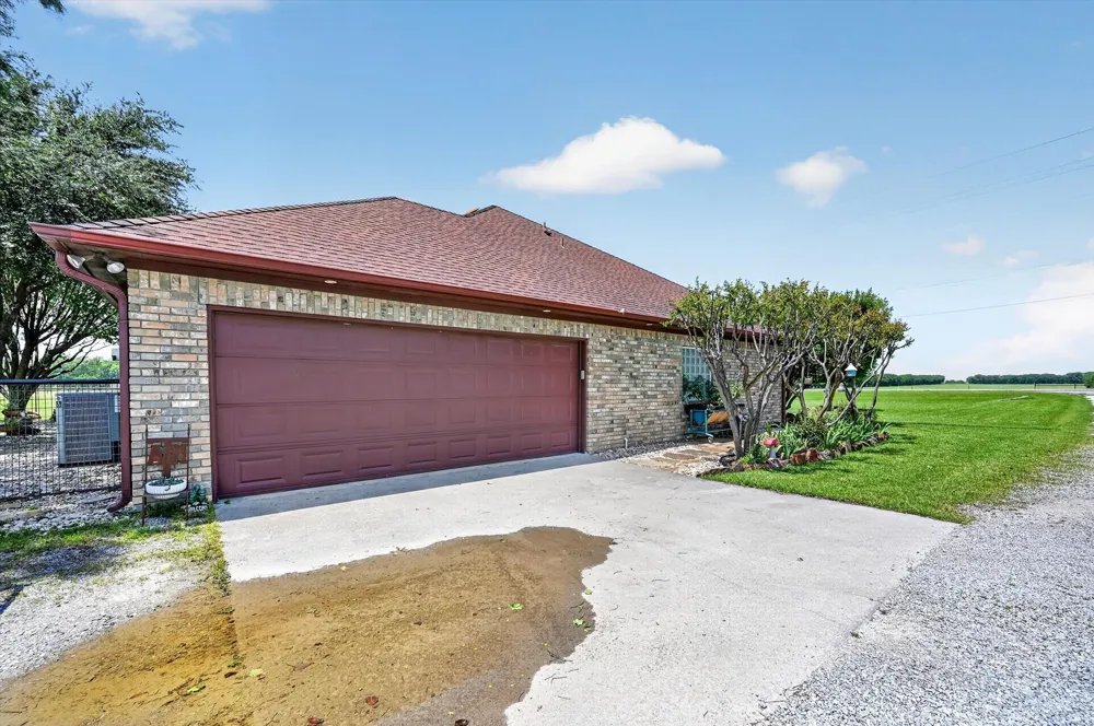 8034 Fm 902 Howe, TX 75459