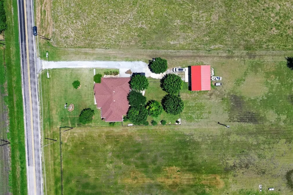8034 Fm 902 Howe, TX 75459