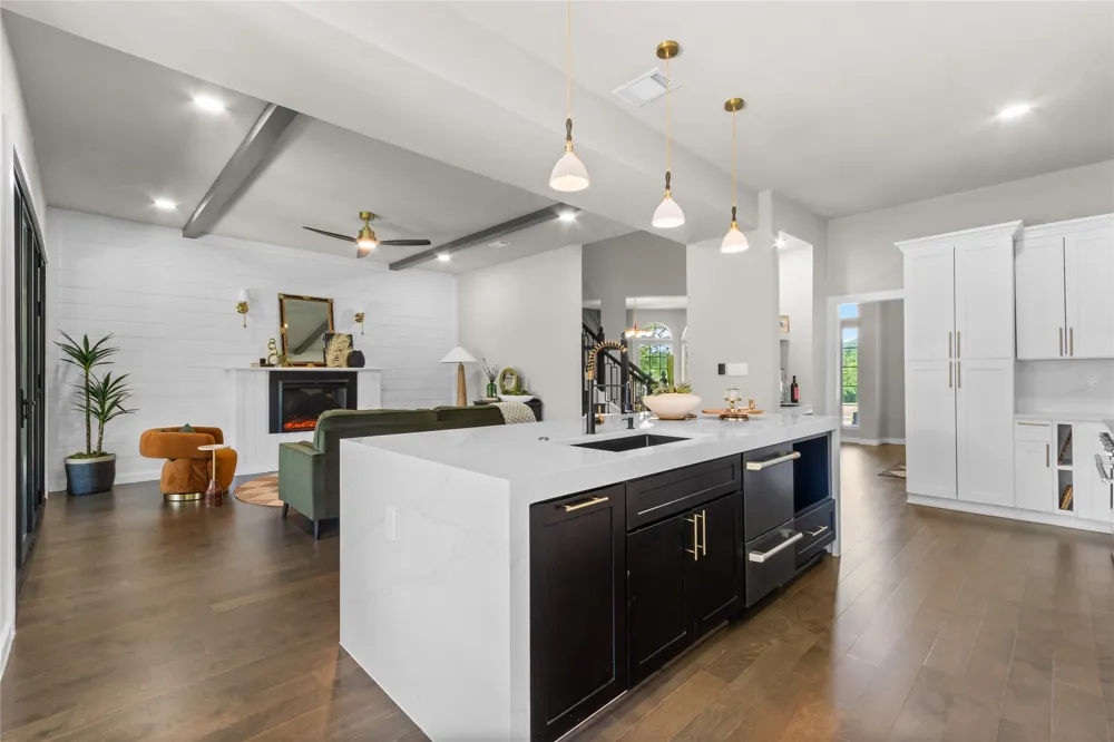 5949 Carroll Drive The Colony, TX 75056