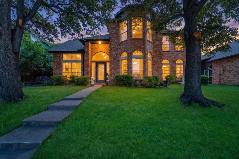 5949 Carroll Drive The Colony, TX 75056