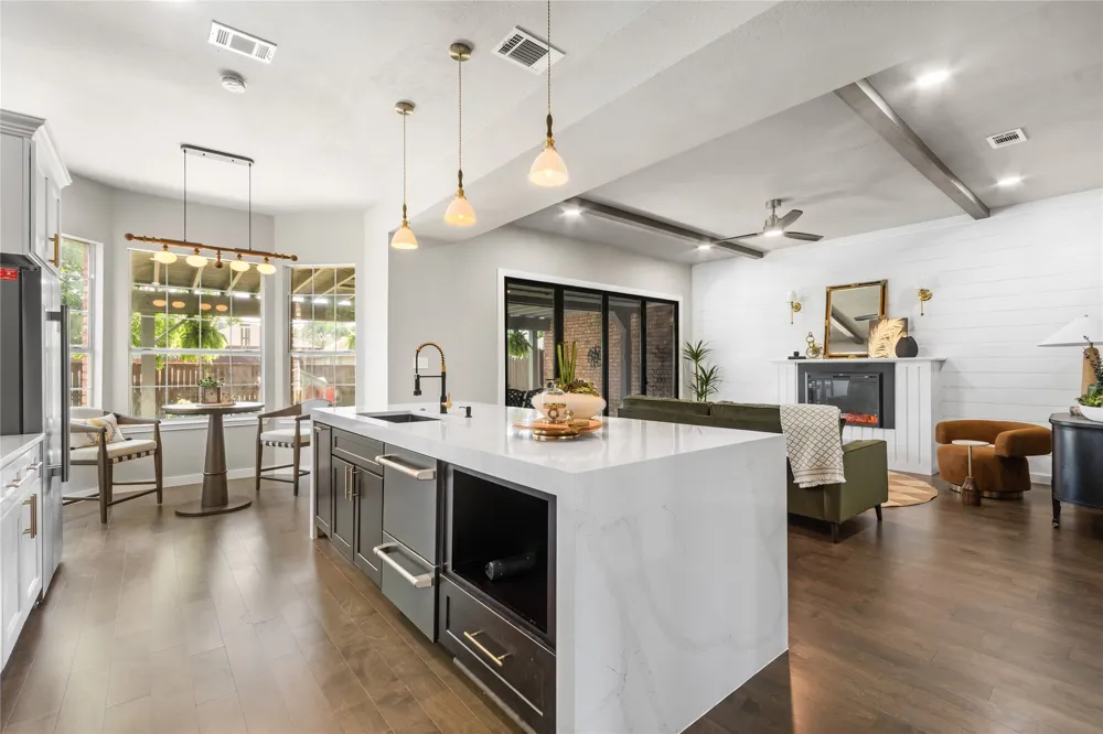 5949 Carroll Drive The Colony, TX 75056