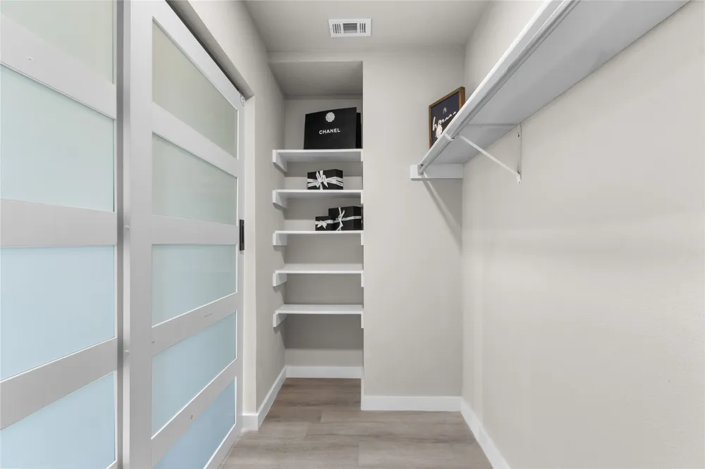 5949 Carroll Drive The Colony, TX 75056