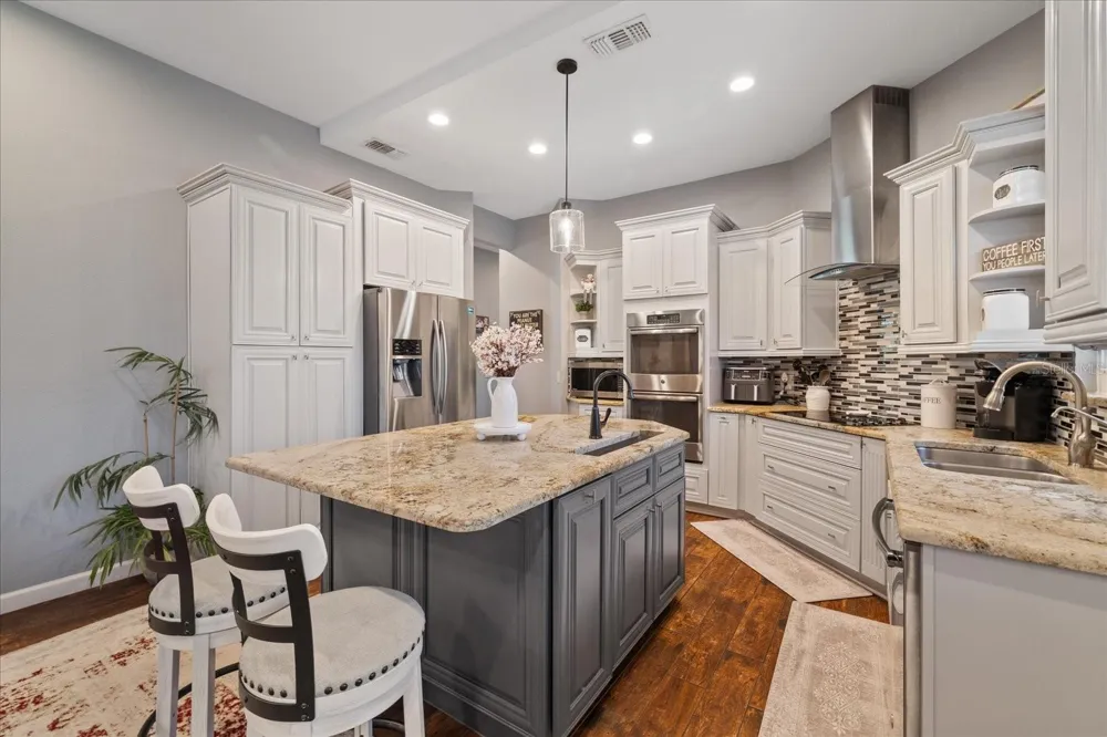 27625 LINCOLN PLACE Wesley Chapel, FL 33544