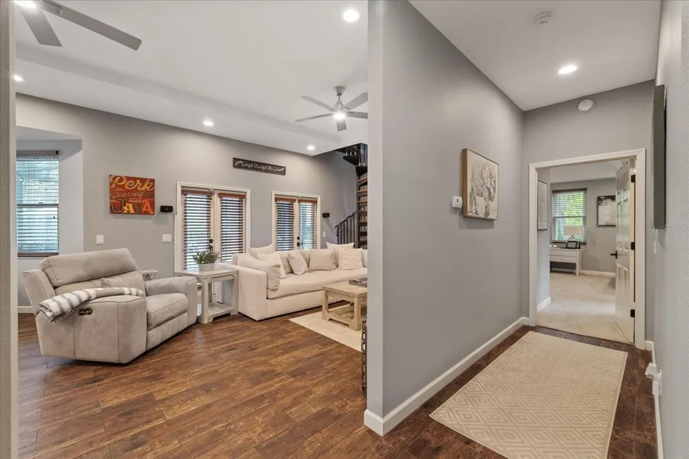 27625 LINCOLN PLACE Wesley Chapel, FL 33544