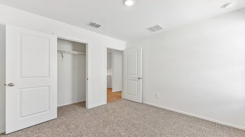 398 Ebbsfleet Drive Uhland, TX 78640