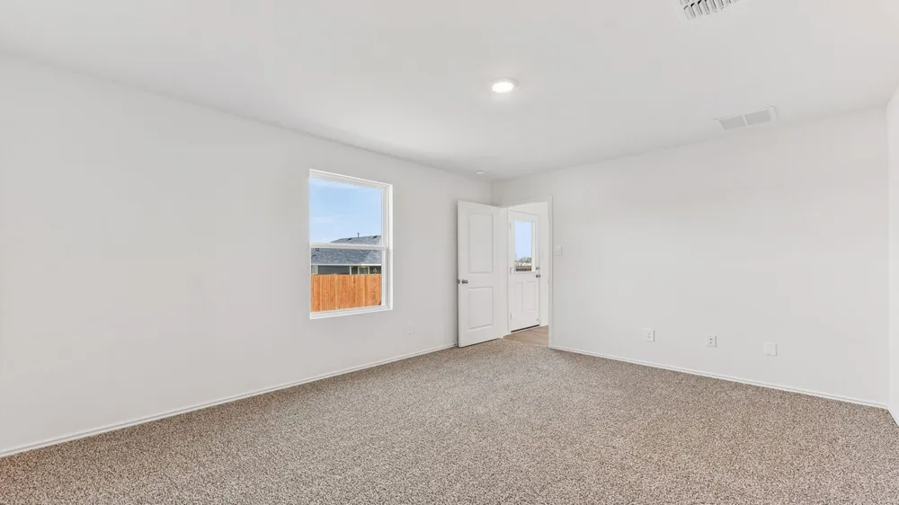 398 Ebbsfleet Drive Uhland, TX 78640