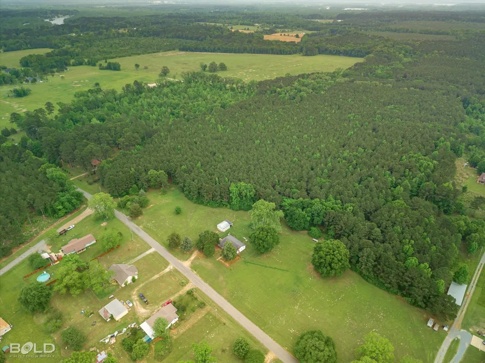 Boothville Road Doyline, LA 71023