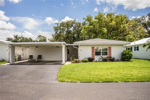 652 COTTAGE LANE