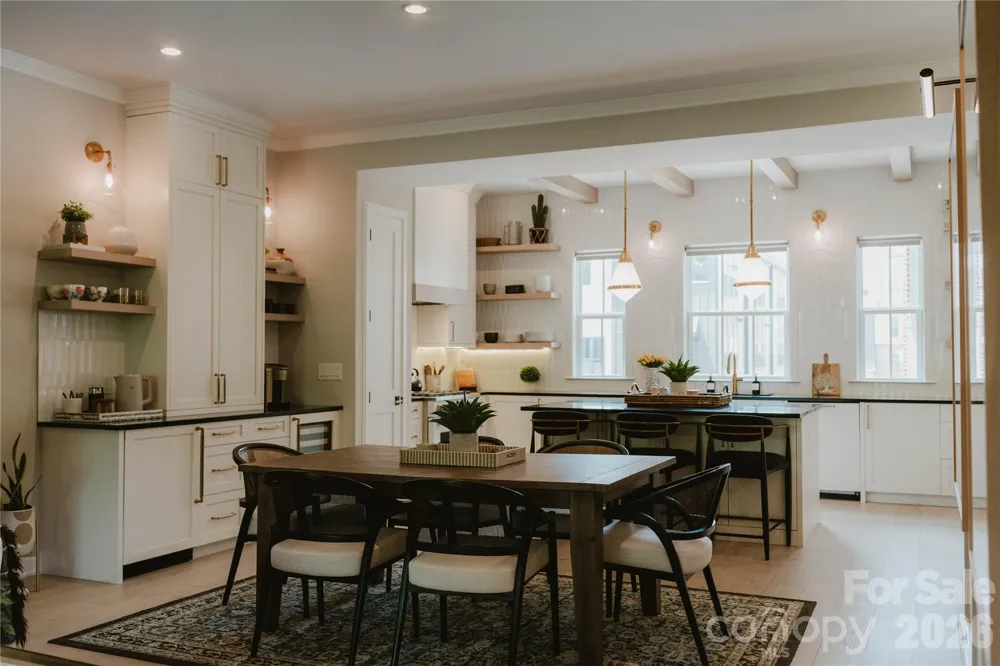 3060 Selwyn Avenue Charlotte, NC 28209