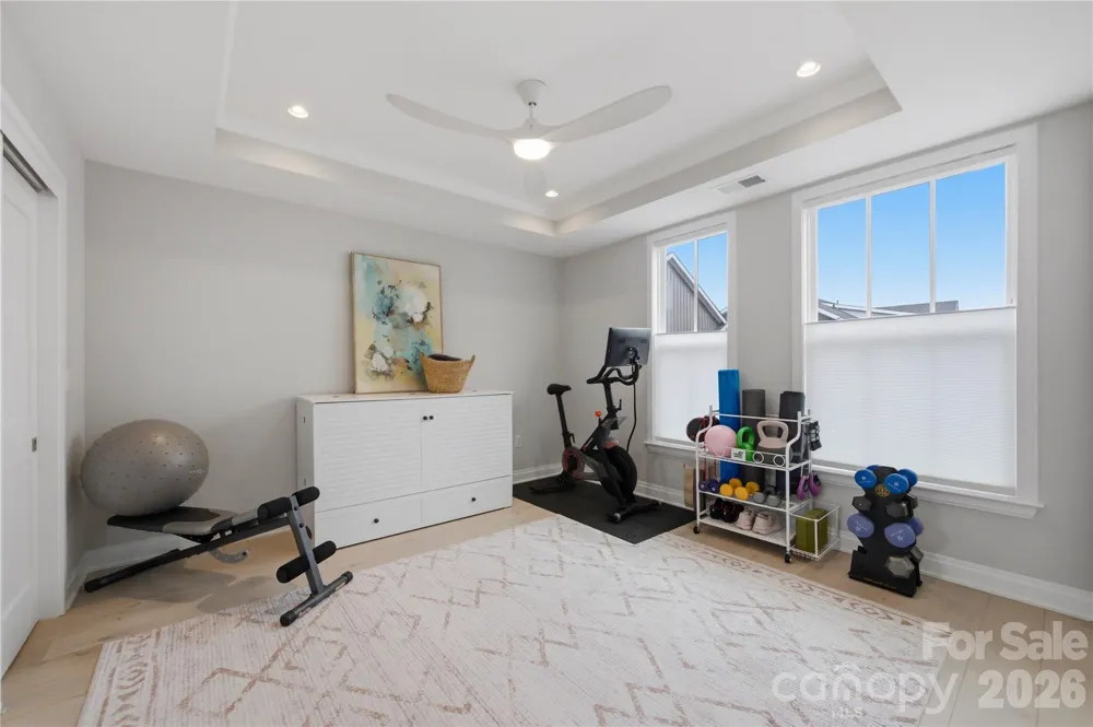 3060 Selwyn Avenue Charlotte, NC 28209