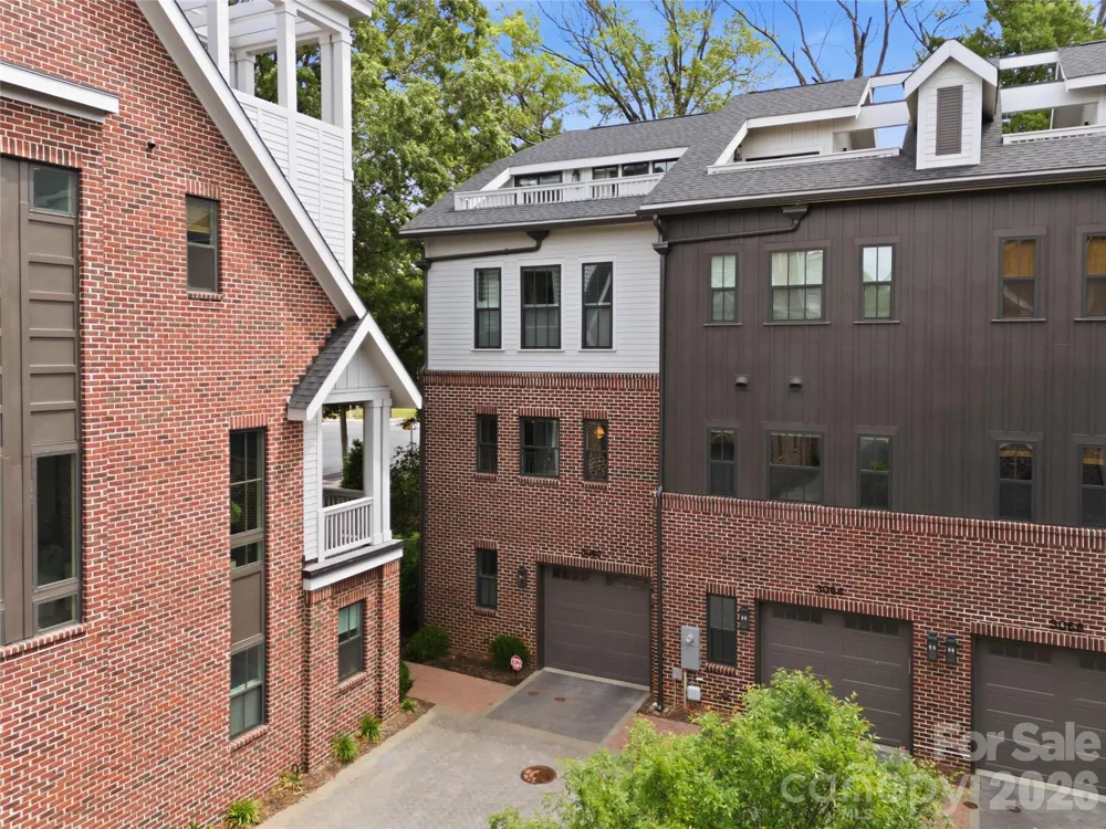 3060 Selwyn Avenue Charlotte, NC 28209